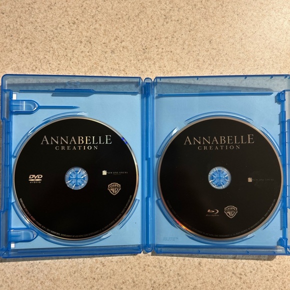 Annabelle: Creation Blu-ray Disc - Picture 2 of 3